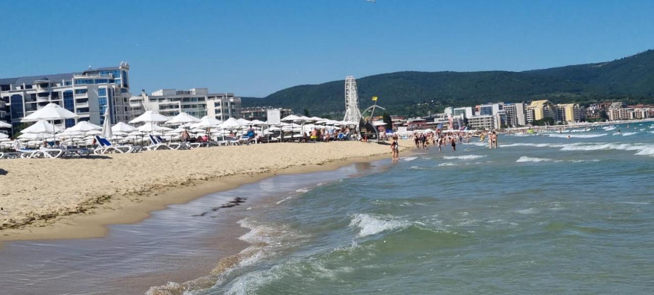 Royal Beach Apartment Barcello B Sunny Beach Eksteriør billede