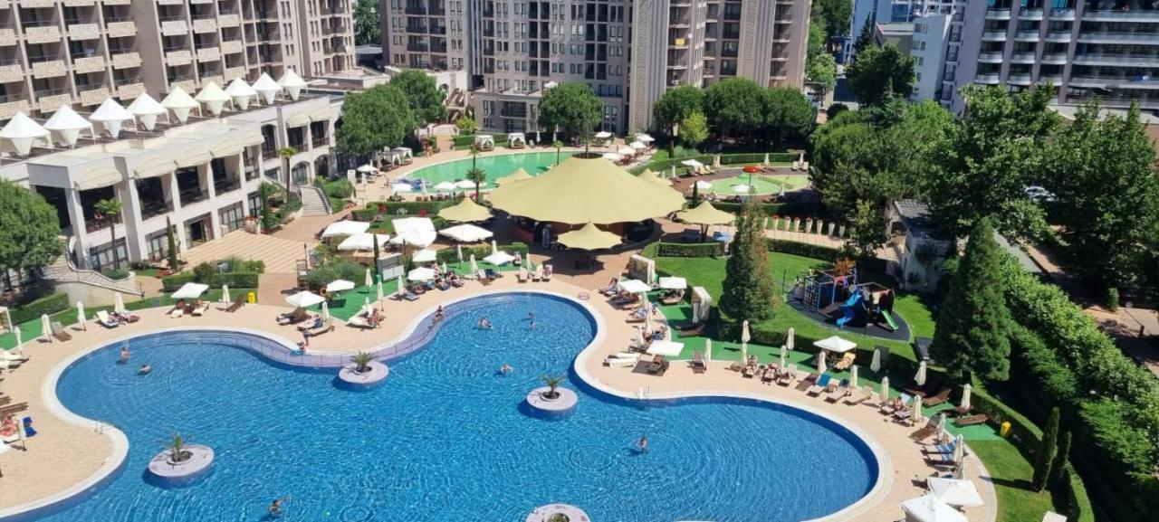 Royal Beach Apartment Barcello B Sunny Beach Eksteriør billede