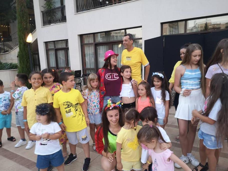 Royal Beach Apartment Barcello B Sunny Beach Eksteriør billede