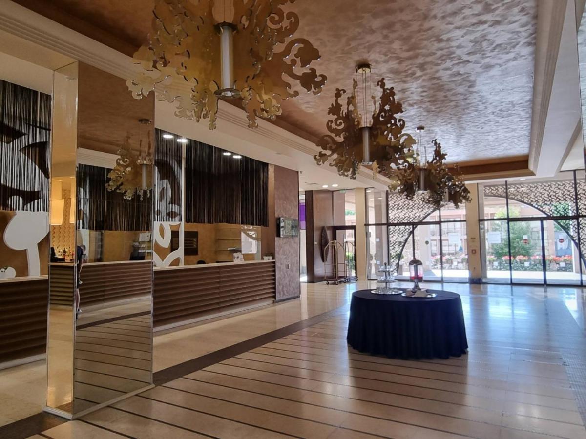 Royal Beach Apartment Barcello B Sunny Beach Eksteriør billede